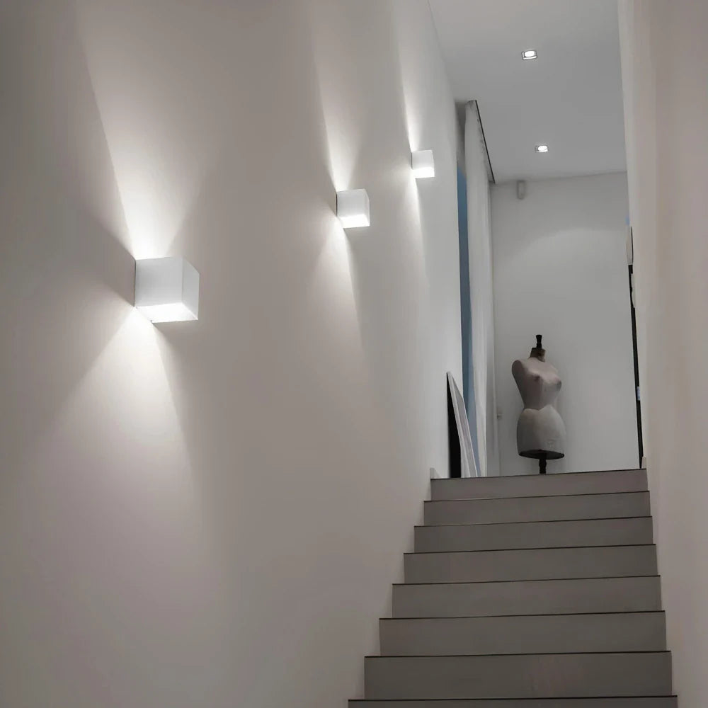 Moderne schwarze Aluminium-Wandleuchte