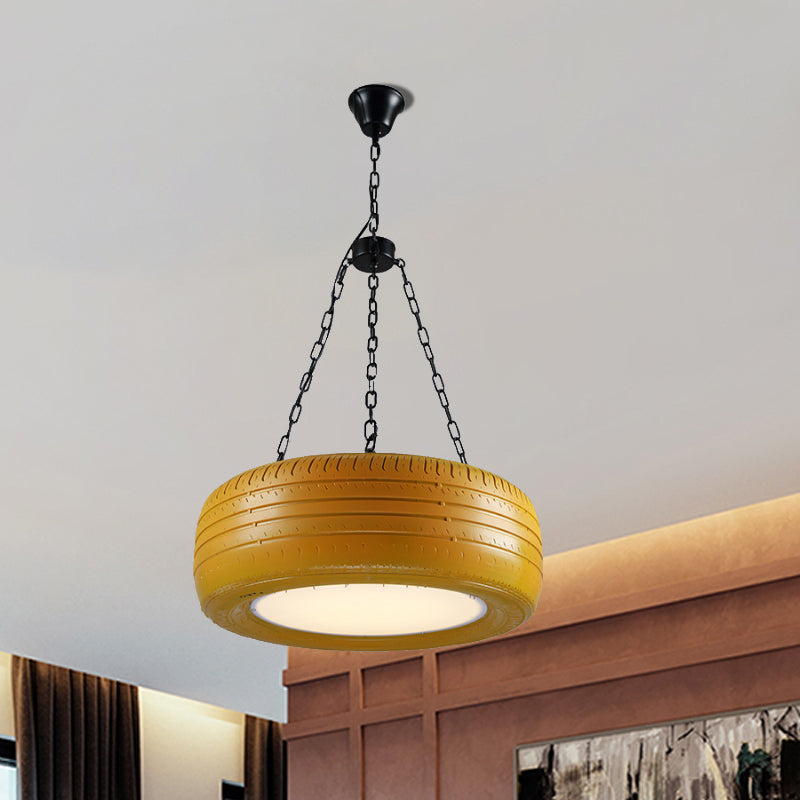 Lampada da soffitto con paralume in gomma