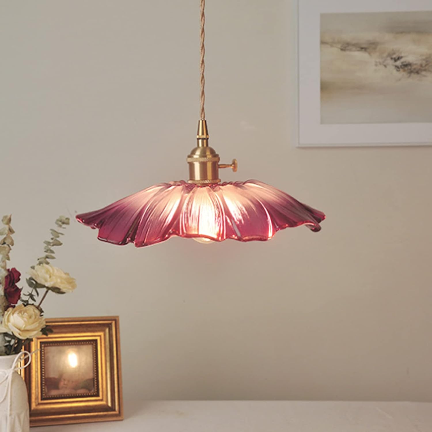 Vintage Floral Glass Pendant Light Fixture for Dining Room - Elegant Retro Design to Illuminate Your Space