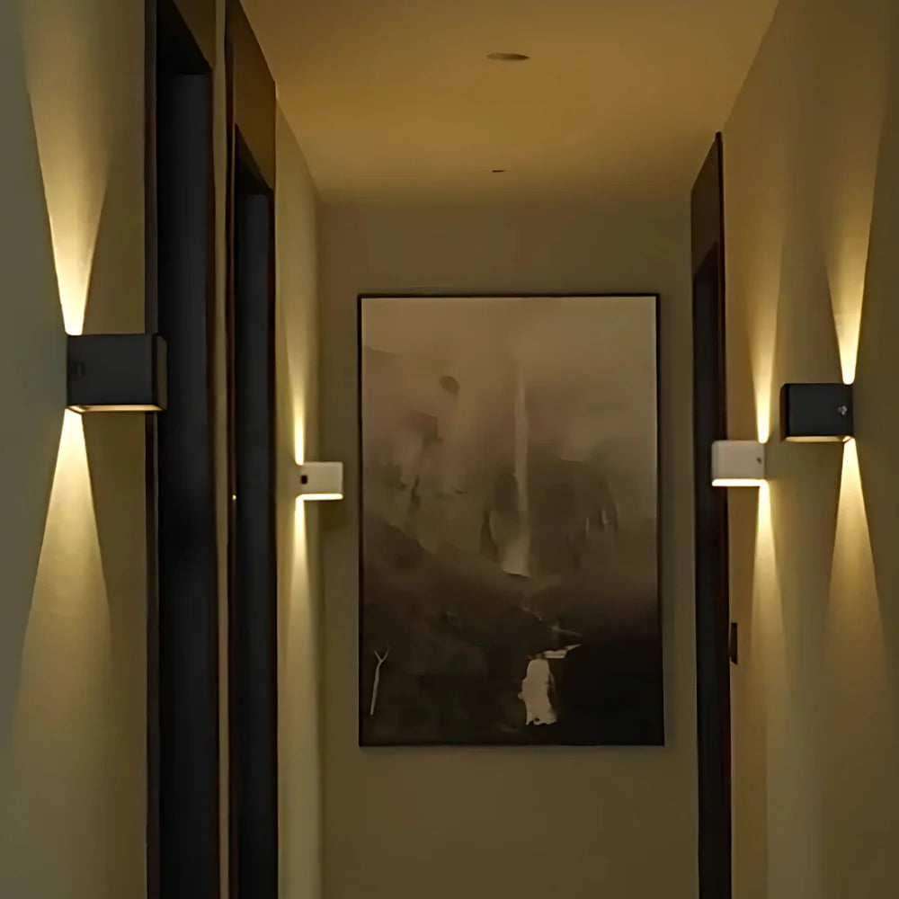 Moderne schwarze Aluminium-Wandleuchte
