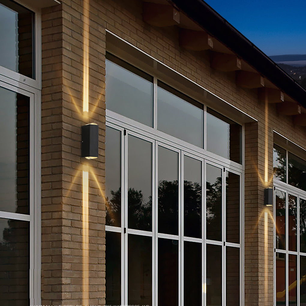 Aplique de pared LED de aluminio negro para exterior