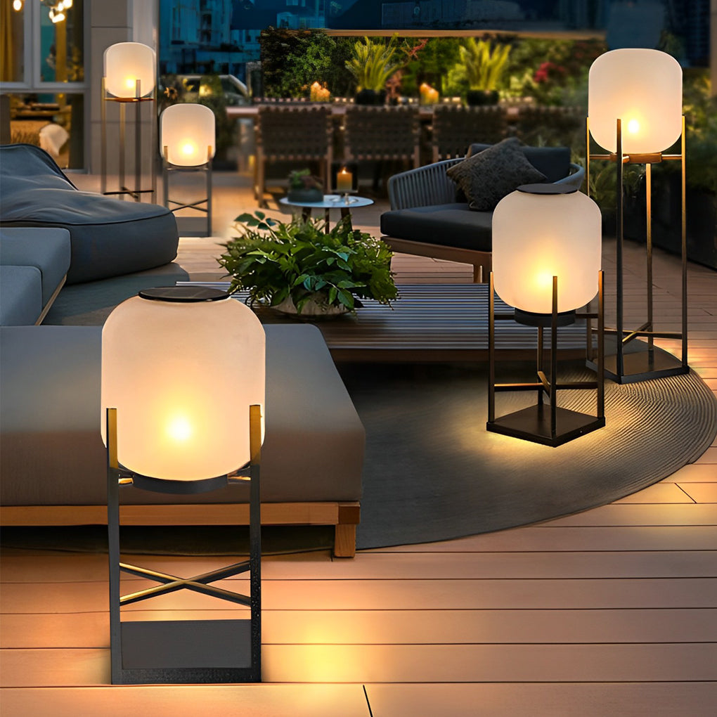Lampada da terra per esterni con paralume in acrilico moderno