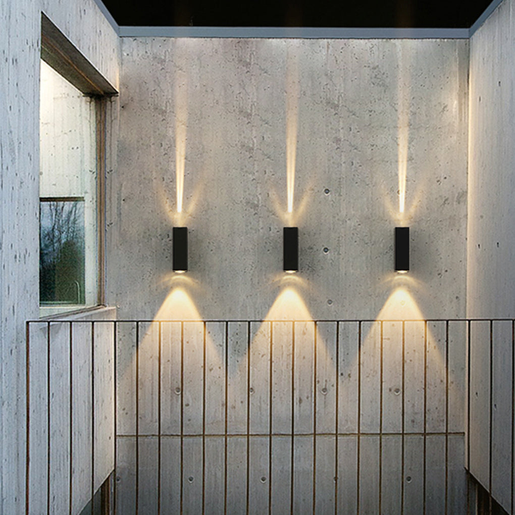 Aplique de pared LED de aluminio negro para exterior