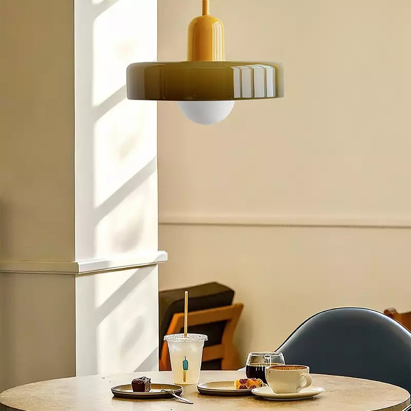 Lampada a sospensione in vetro colorato per case moderne