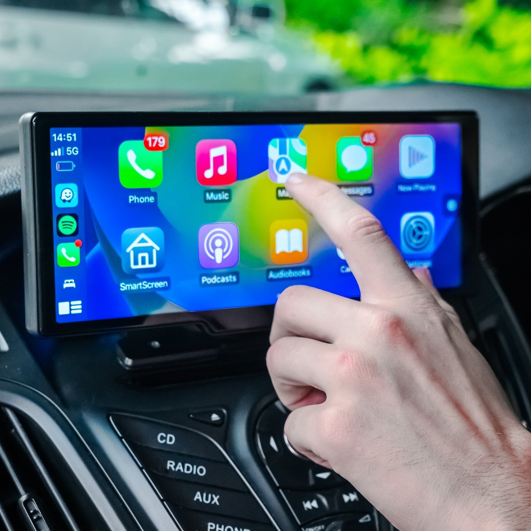 Wireless Car Display with Touchscreen Navigation
