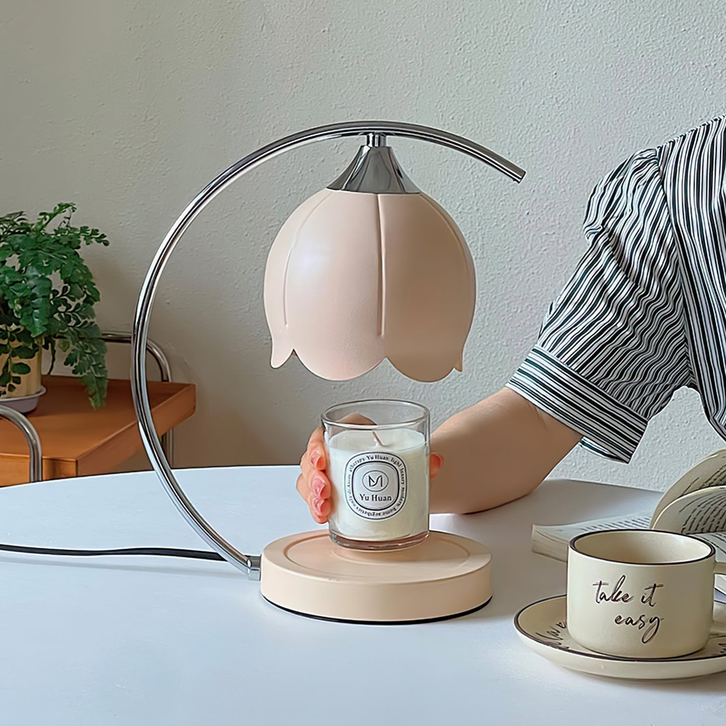Table Lamp with Candle Wax Melt Warmer