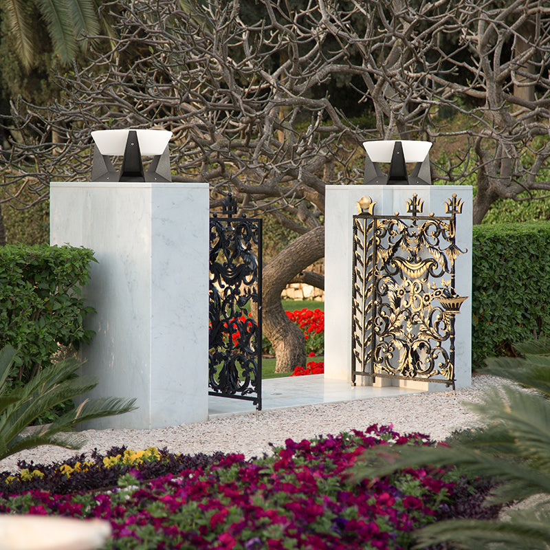 Luz LED solar para jardín de exterior con marco de hierro