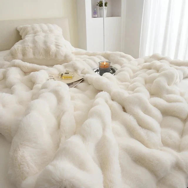Faux Fur Throw Blanket for Sofa or Bed