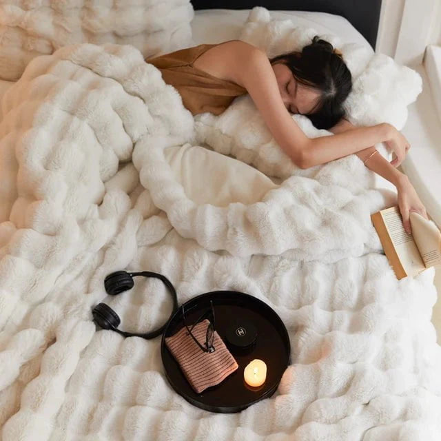Faux Fur Throw Blanket for Sofa or Bed
