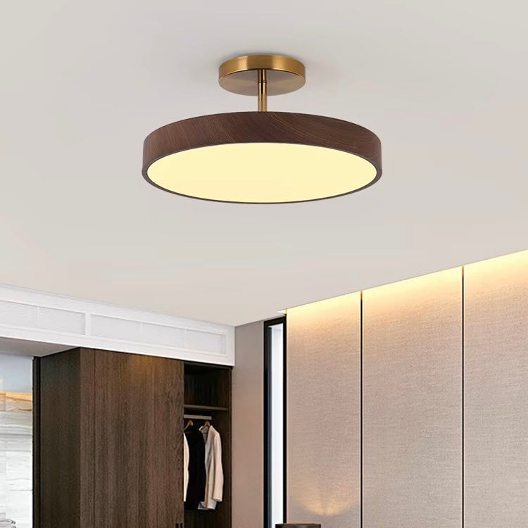 Lampa sufitowa z drewnem i półplafonem LED