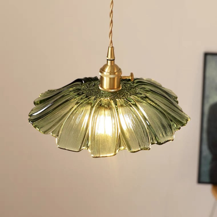 Vintage Floral Glass Pendant Light Fixture for Dining Room - Elegant Retro Design to Illuminate Your Space