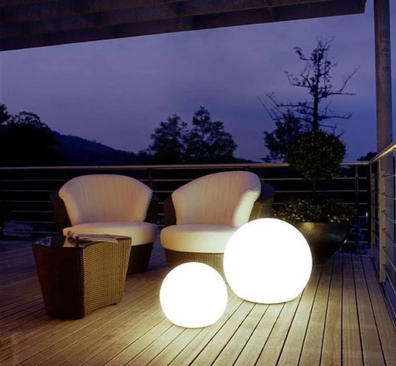 Lampada a globo con luce LED da giardino per esterni