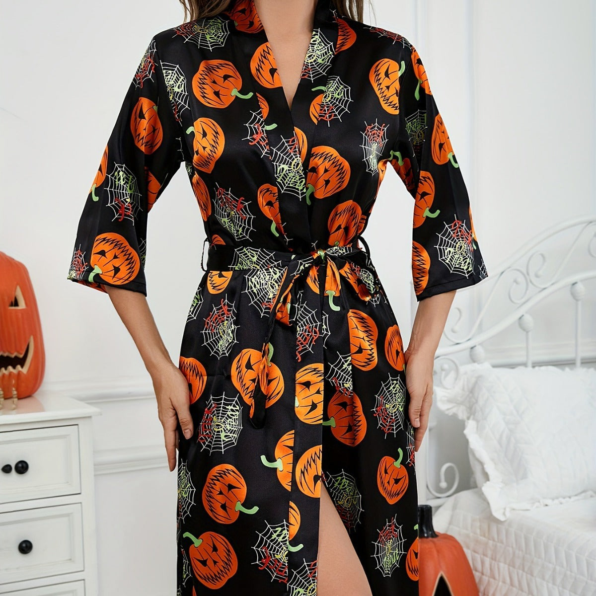 Satynowy kostium na Halloween dla kobiet | Szlafrok z nadrukiem dyni i paskiem
