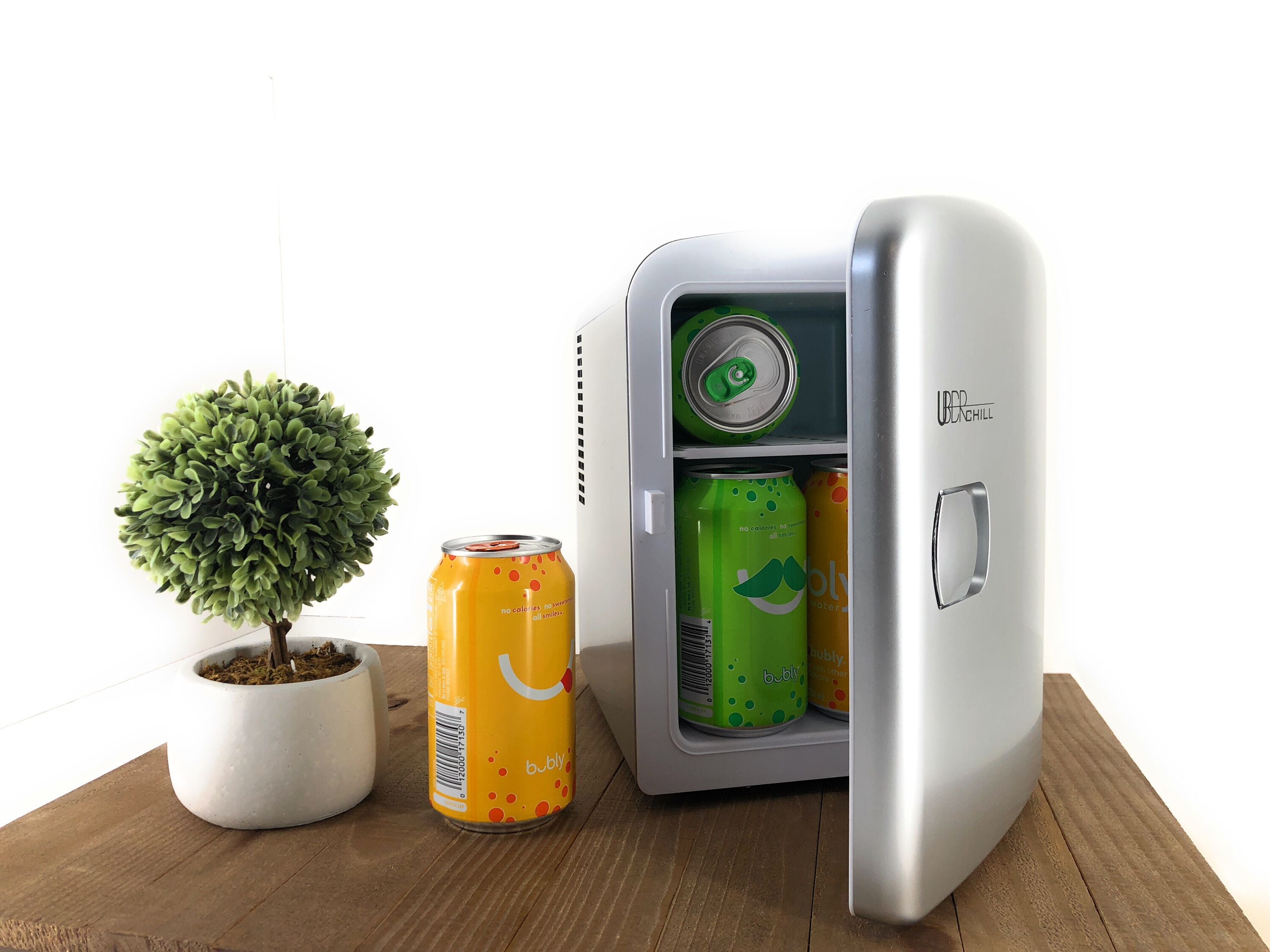 Mini nevera portátil para enfriar y calentar bebidas 4L