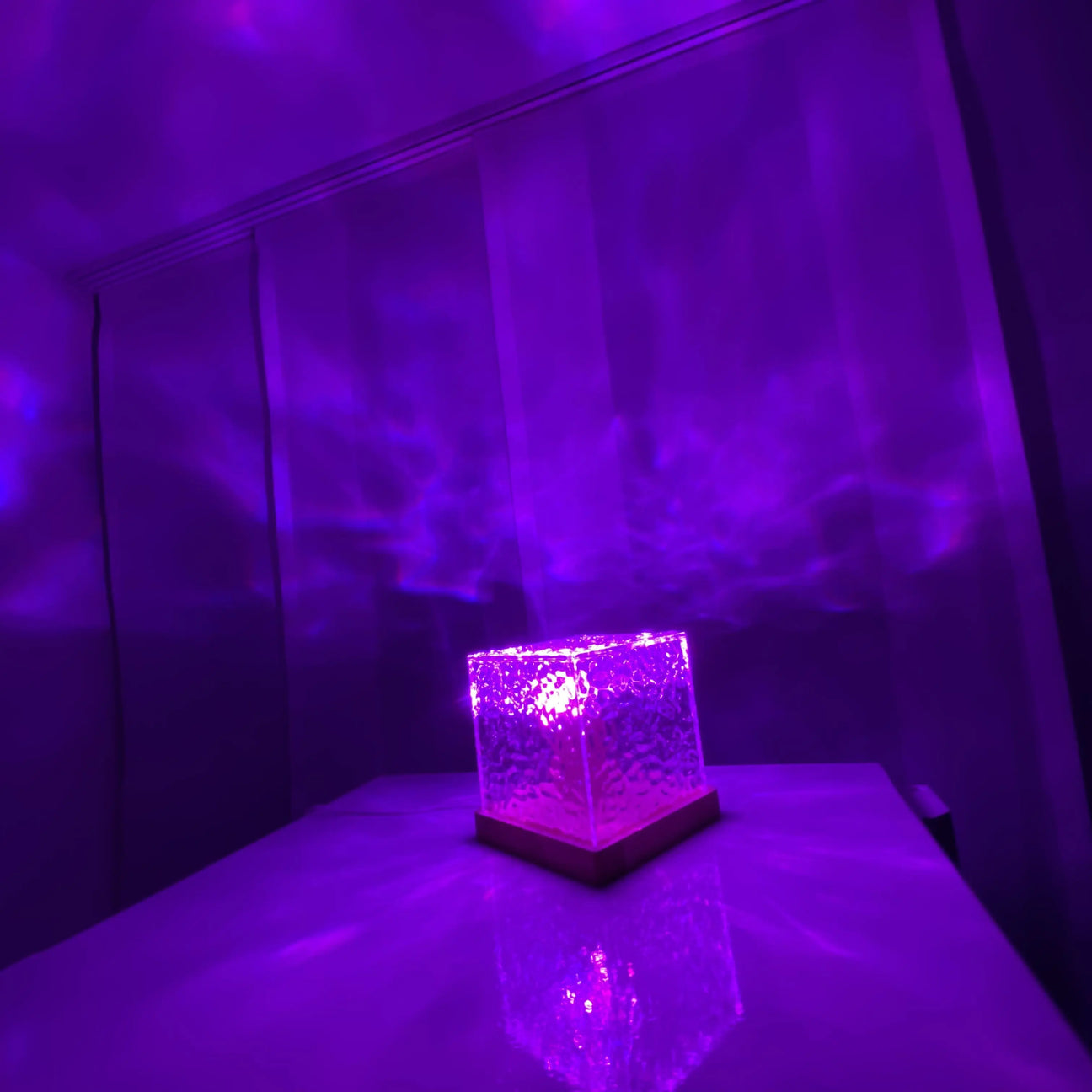 colourful-ambient-mood-lightin-5-r88lw9