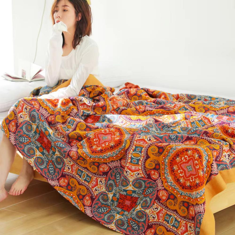 Lightweight Cooling Quilted Blanket