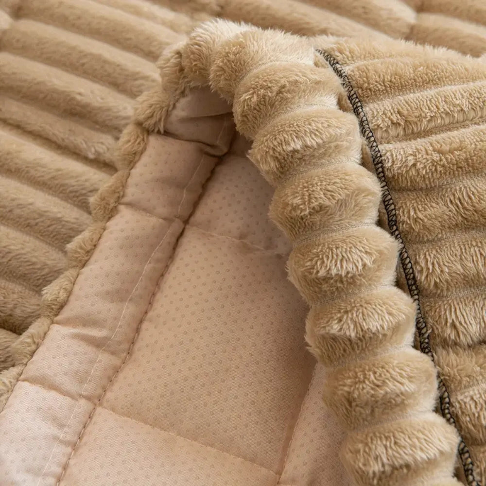 Housse de canapé en flanelle motif matelassé