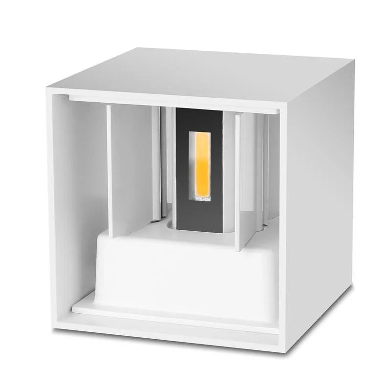 Applique moderna in alluminio nero a LED