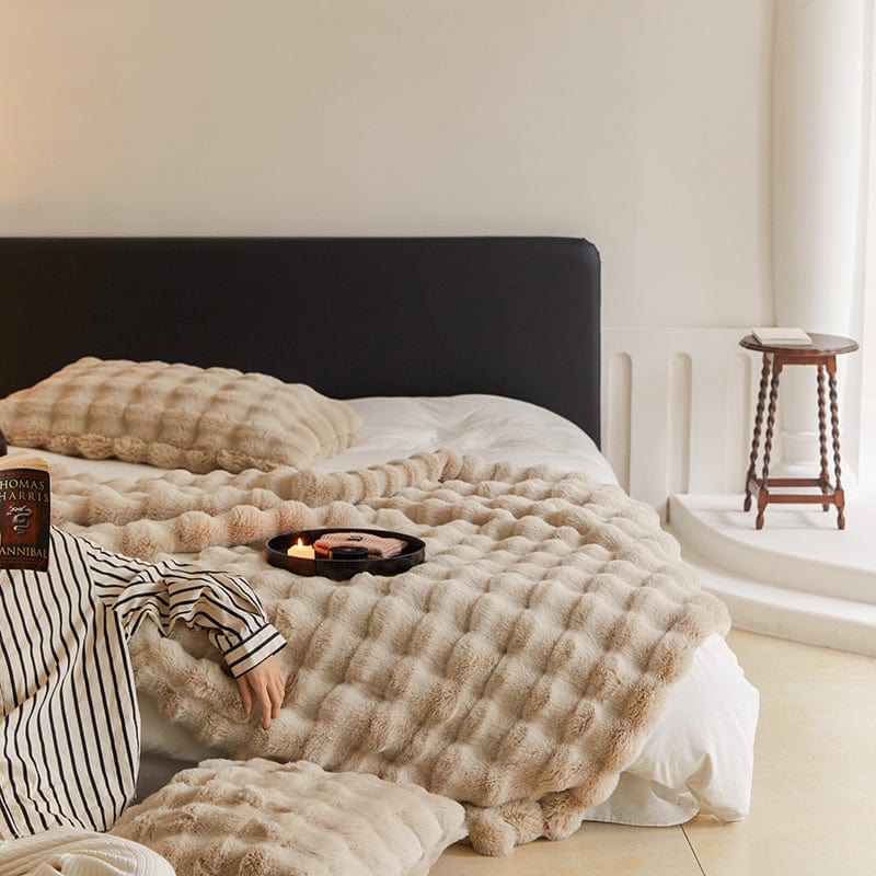 Faux Fur Throw Blanket for Sofa or Bed