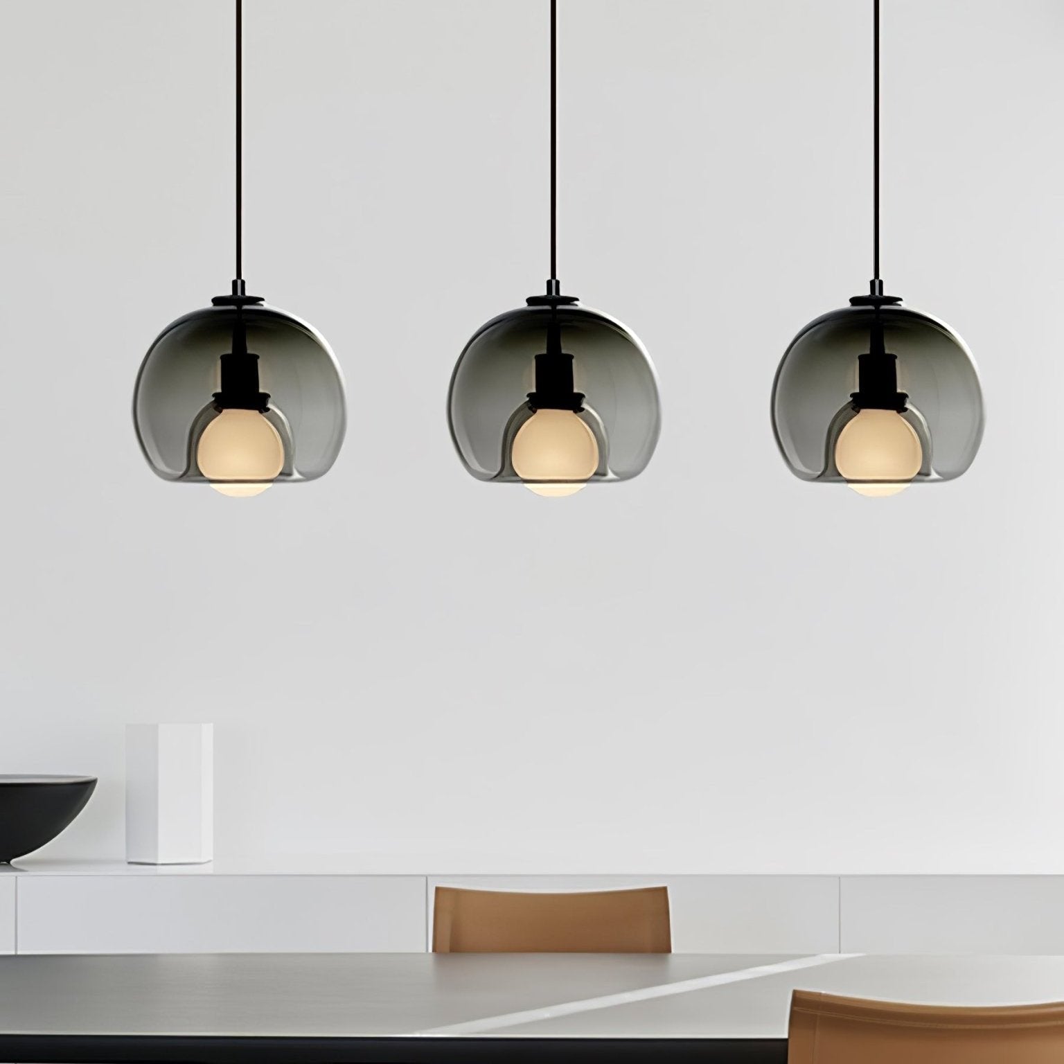 elegant-modern-pendant-lightin-3-b59vxd