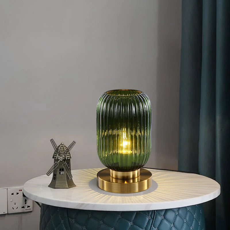 elegant-nordic-style-table-lam-3-azeoar
