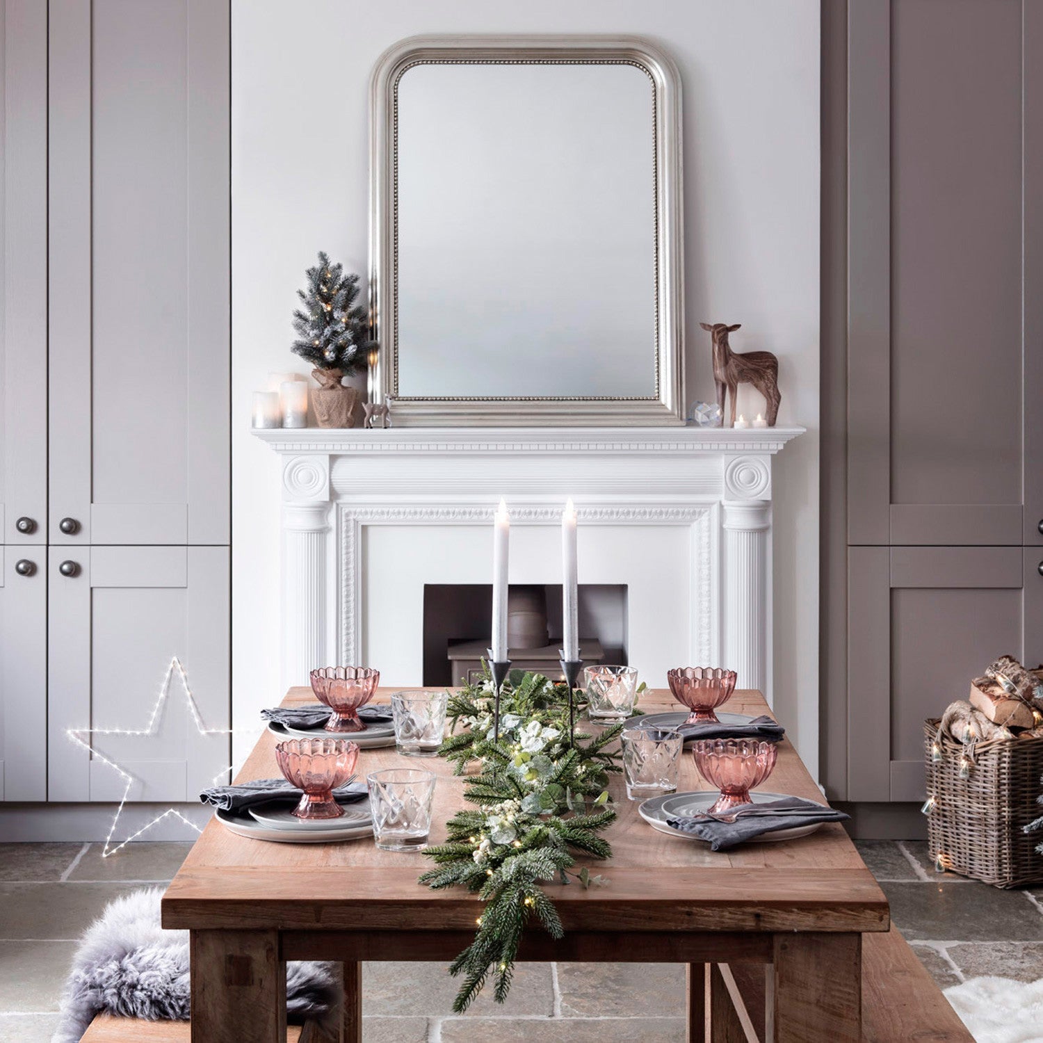 LL17027_Mini-Montreal-Pre-Lit-Frosted-Christmas-Tree-Living-Room-Table_P4.jpg