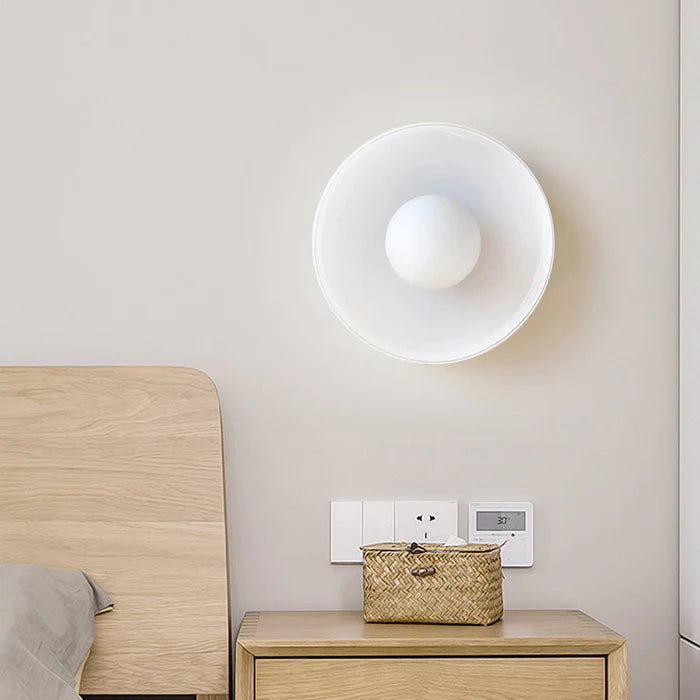 Lampada da soffitto moderna con struttura rotonda in vetro