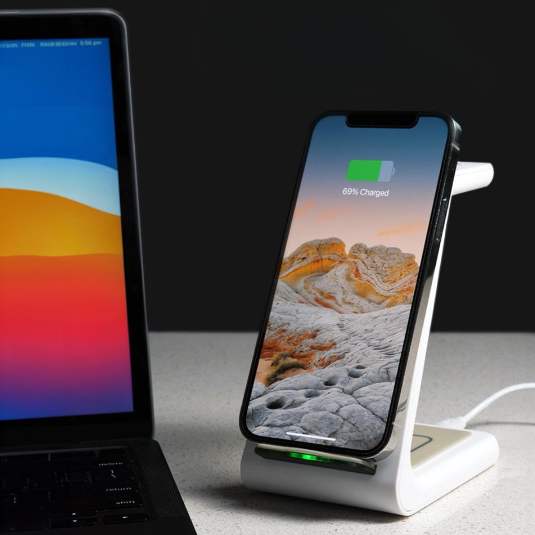 Wireless Charging Station Fast Charger Dock