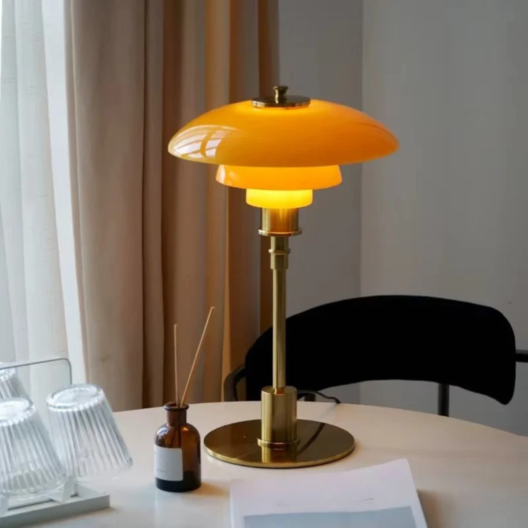 Lámpara de noche moderna con pantalla de vidrio y base de hierro