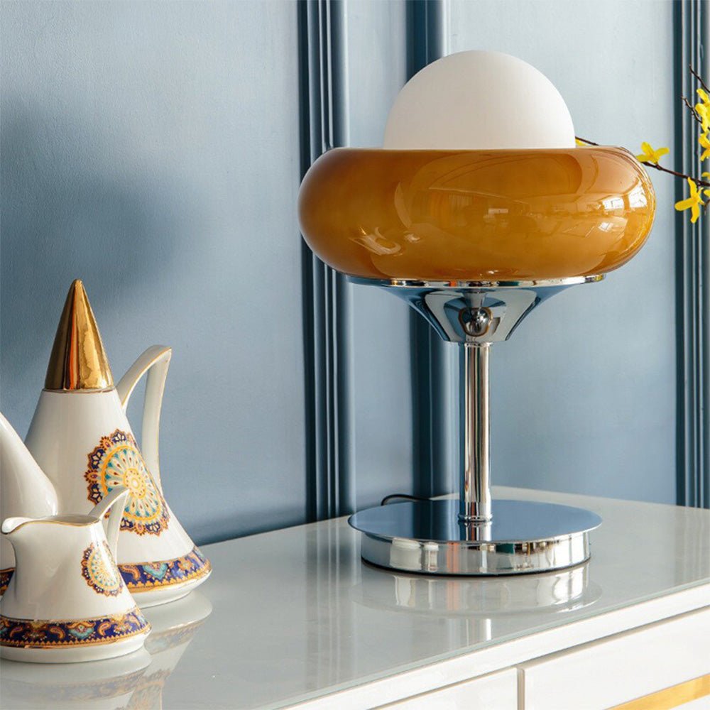 retro-glass-table-lamp-in-brig-4-1id92b