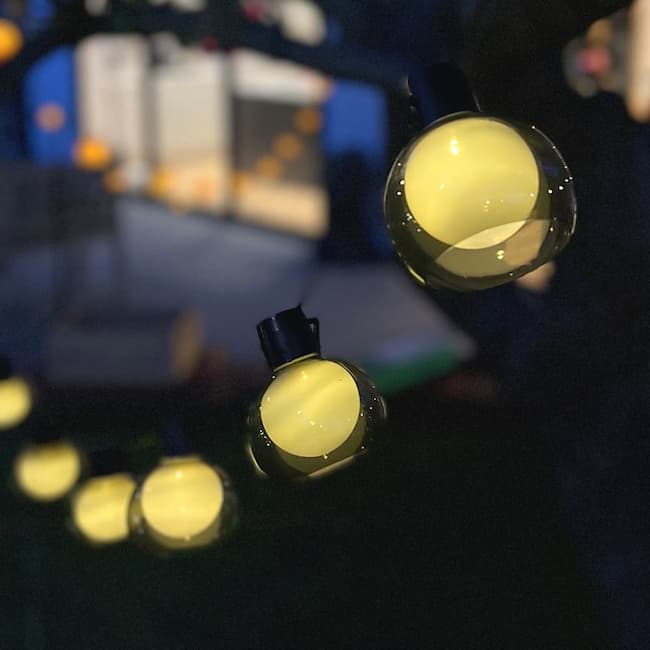 Luci solari per esterni a luce calda