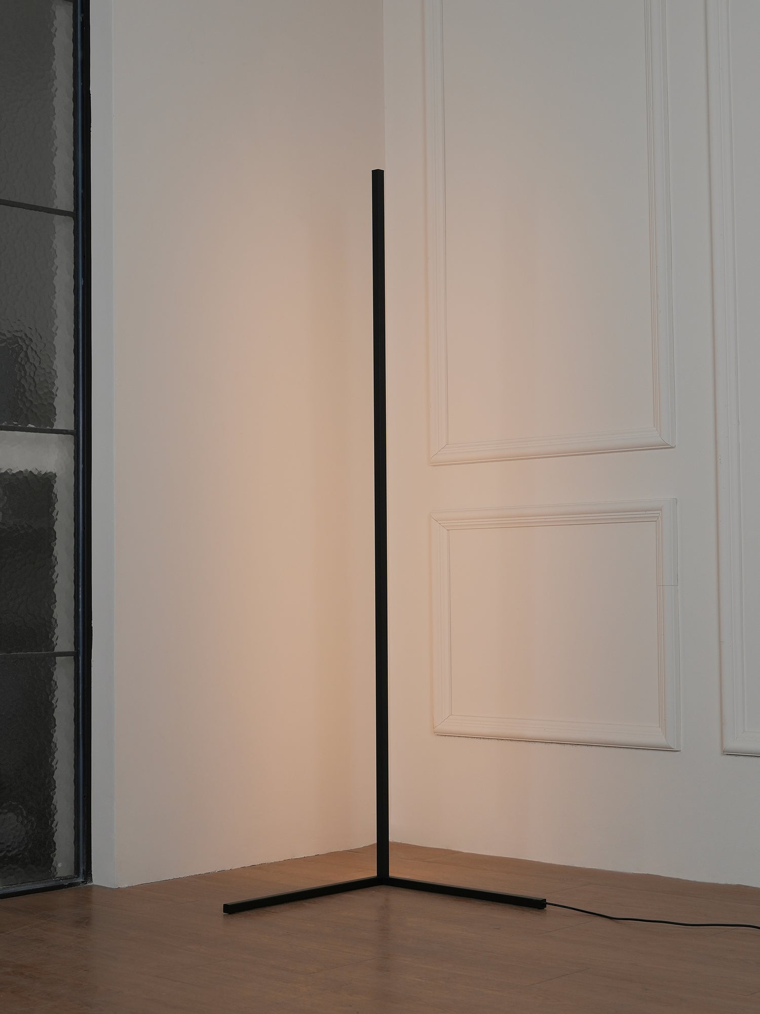 sleek-adjustable-led-floor-lam-35-6s4ftf