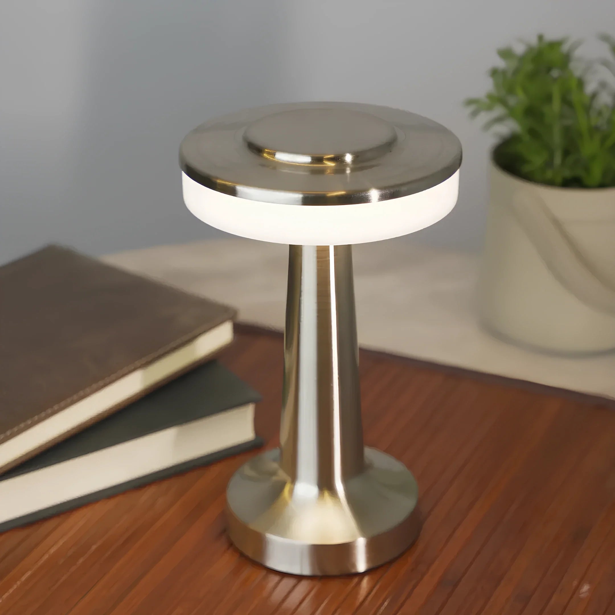 Lámpara de mesa recargable LED inalámbrica