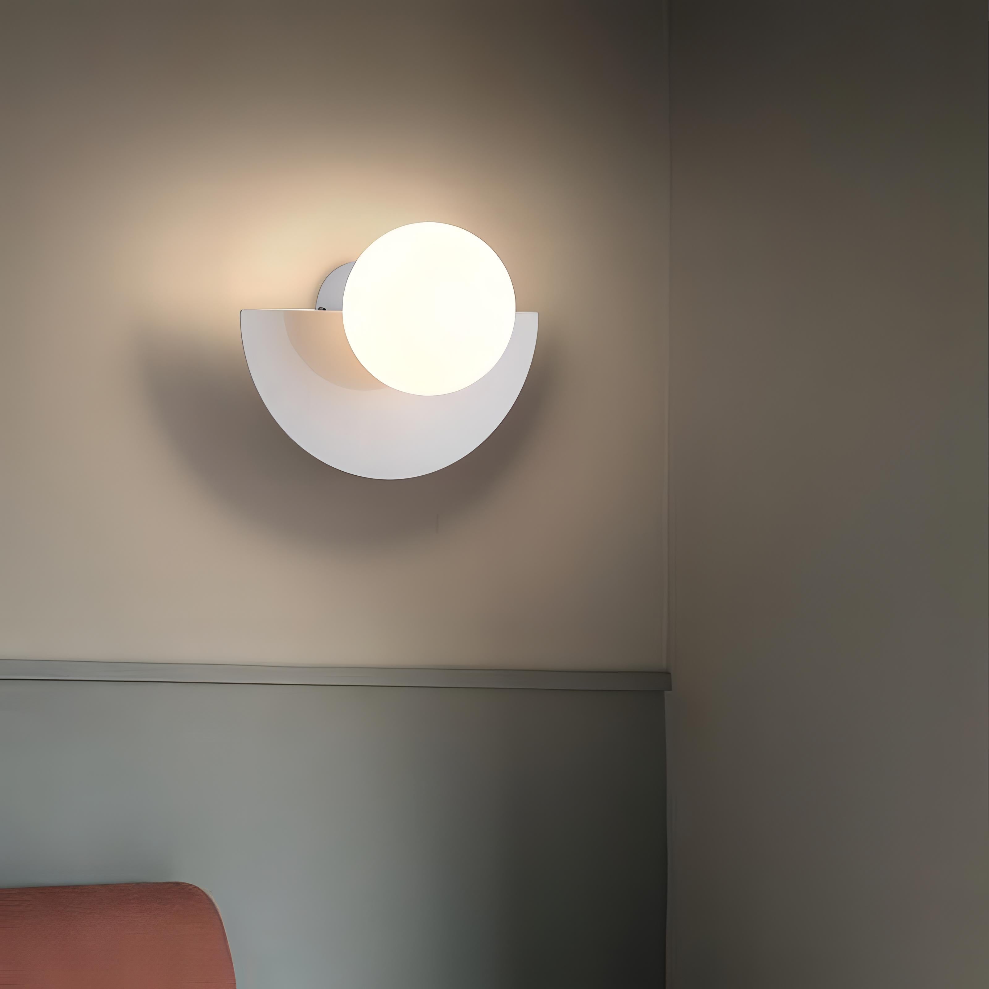 Nowoczesne metalowe lampy ścienne w stylu nordyckim