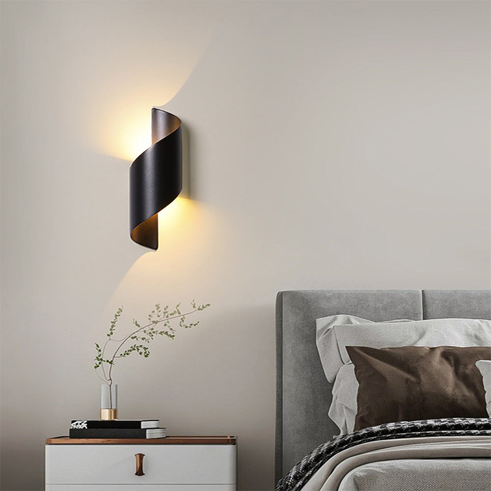 LED Wall Light with Minimalist Aluminum Design