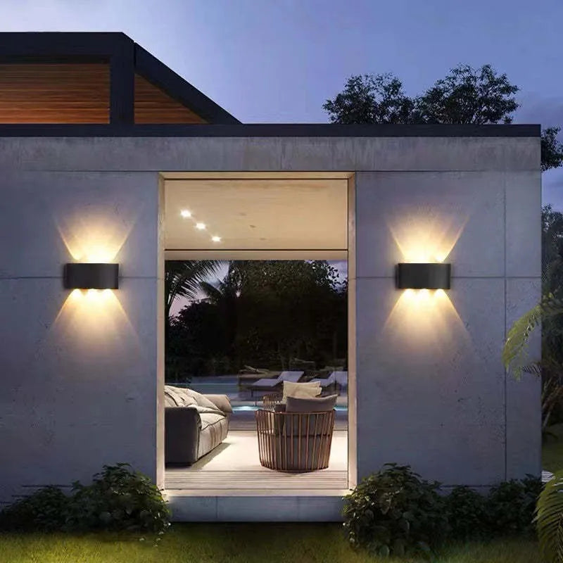 Lámpara de pared moderna LED blanca resistente al agua