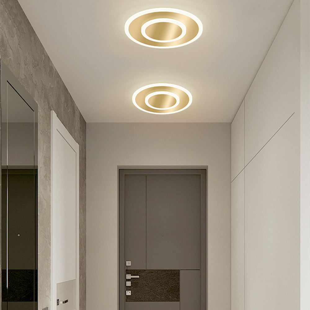 Elegant Medal LED Ceiling Light for Bedroom - Simple Design, Modern Illumination, Energy Efficient Lighting Solution