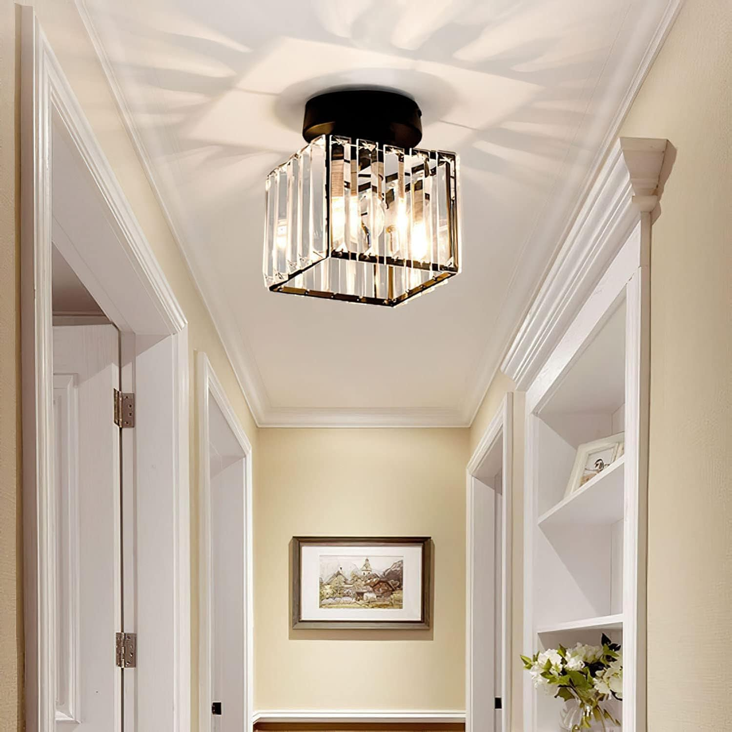 Contemporary 1-Light Flush Mount Ceiling Light for Hallway - Stylish and Modern Lighting Fixture for Home Interiors