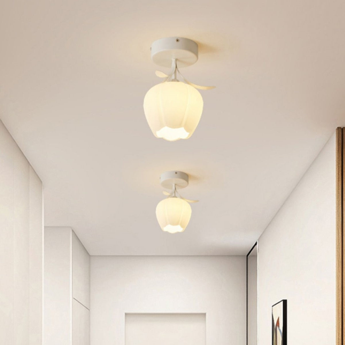 Artistic Mini Flower-Shaped Ceiling Light - Creative Floral Design for Elegant Home Illumination