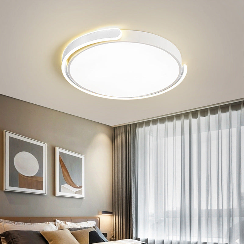 Sleek Minimalist Round Acrylic LED Ceiling Light for Modern Bedrooms - Stylish Illumination for Contemporary Spaces