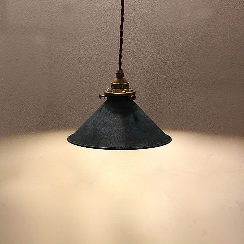 Vintage Industrial Metal Pendant Light with Retro Design for Stylish Home Lighting