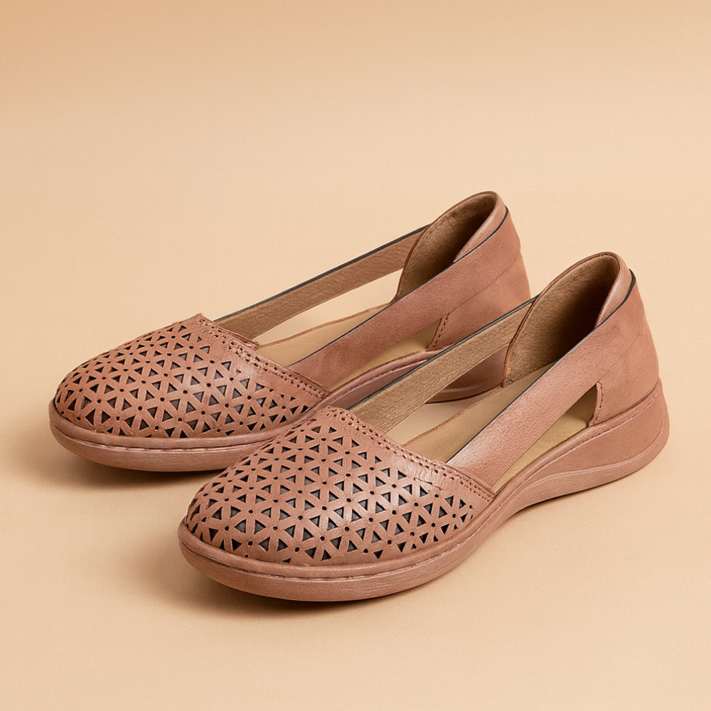 Women's Walking Slip On Flats Breathable Arch Support