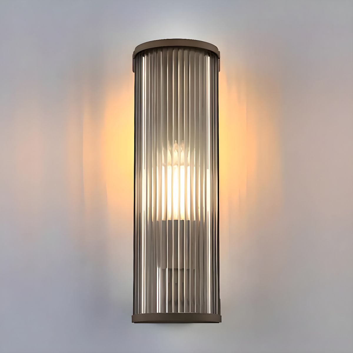 Sleek Grey Contemporary Outdoor Wall Light - Modern Design for Stylish Garden and Patio Illumination