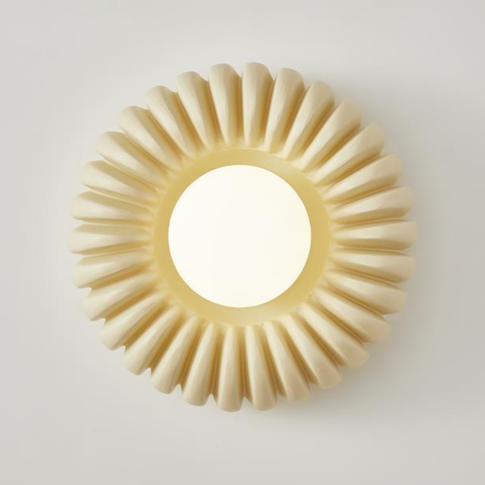 Elegant Beige Wall Light for Bedroom - Stylish and Simple Lighting Solution for a Cozy Atmosphere in Your Home