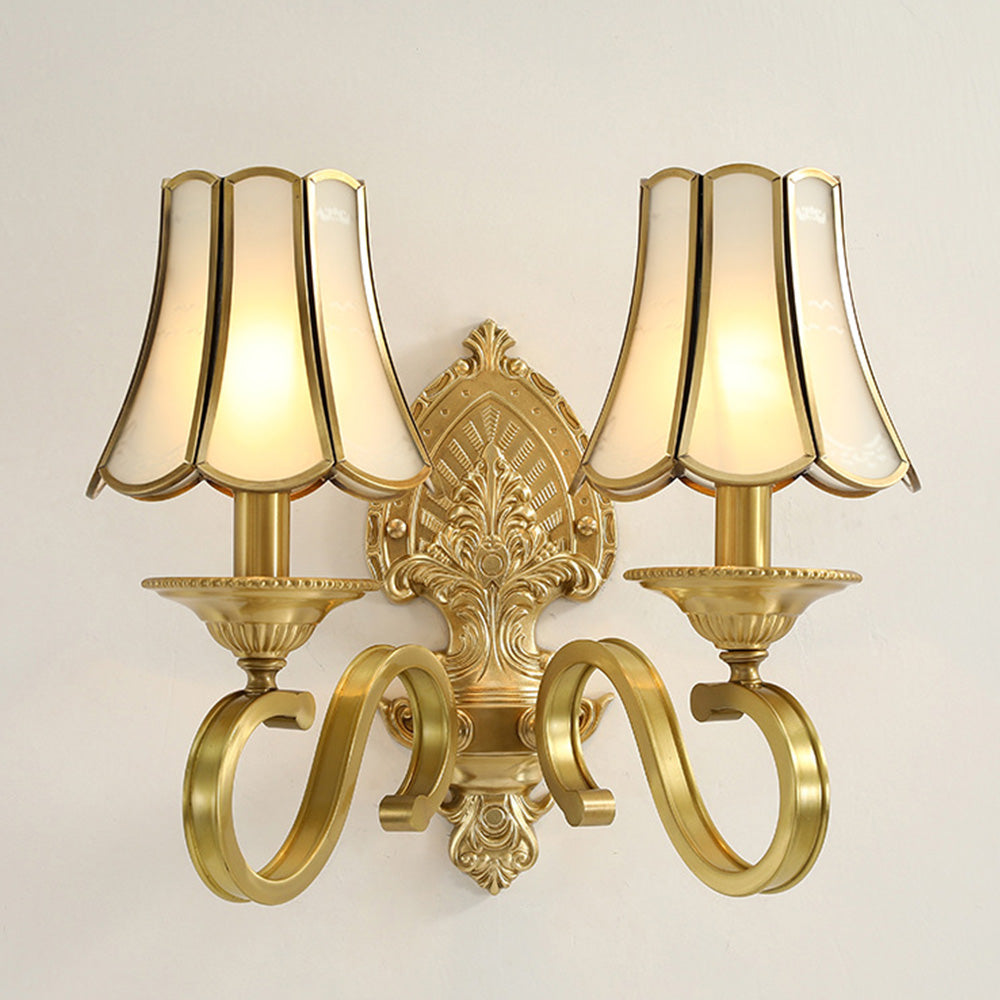 Elegant Vintage Gold Wall Sconce Light Fixture for Living Room Décor - Luxurious Illumination for Timeless Interiors