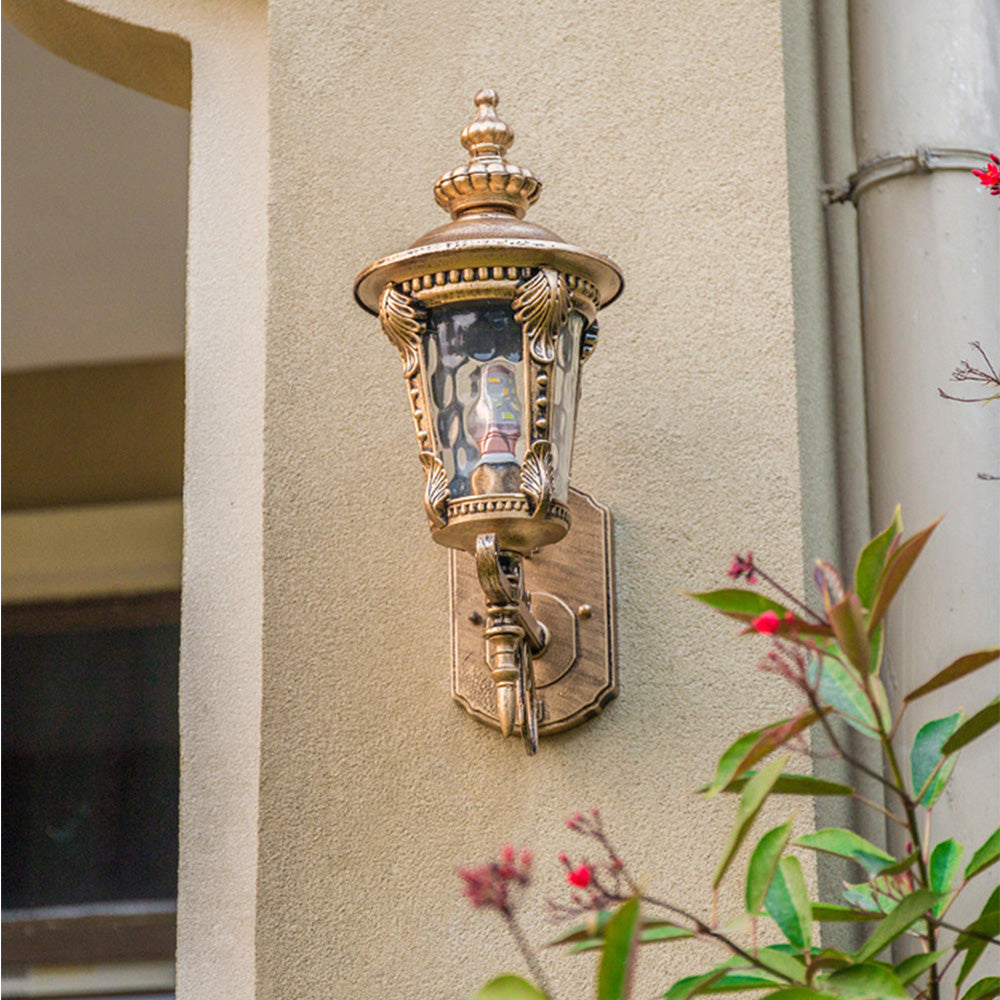 Classic Vintage-Style Glass Outdoor Wall Light Fixture for Elegant Garden and Patio Illumination