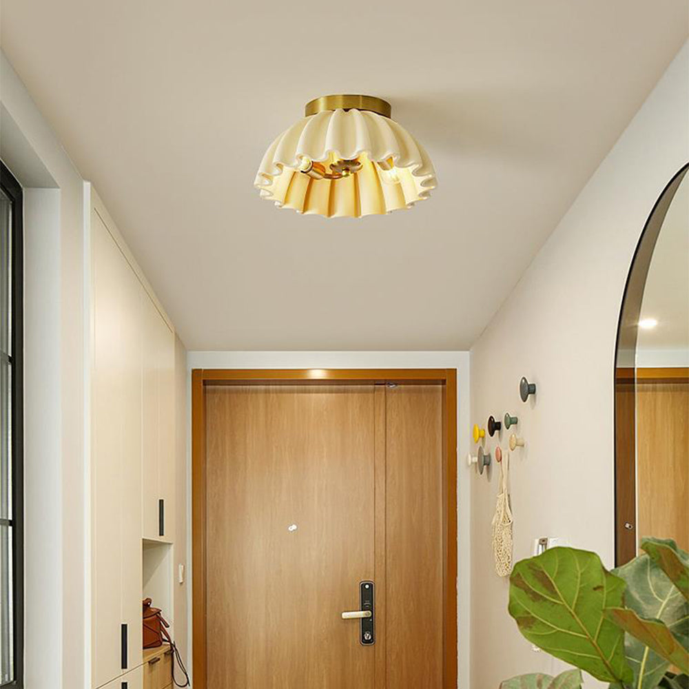 Nordic Modern Resin Ceiling Light for Entrance Hallway - Stylish Illumination Fixture for Contemporary Homes