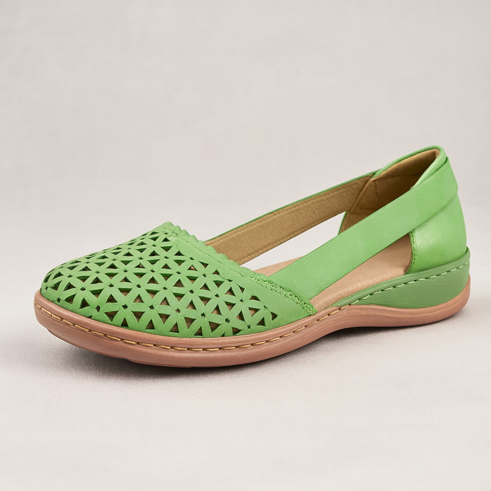 Women's Walking Slip On Flats Breathable Arch Support