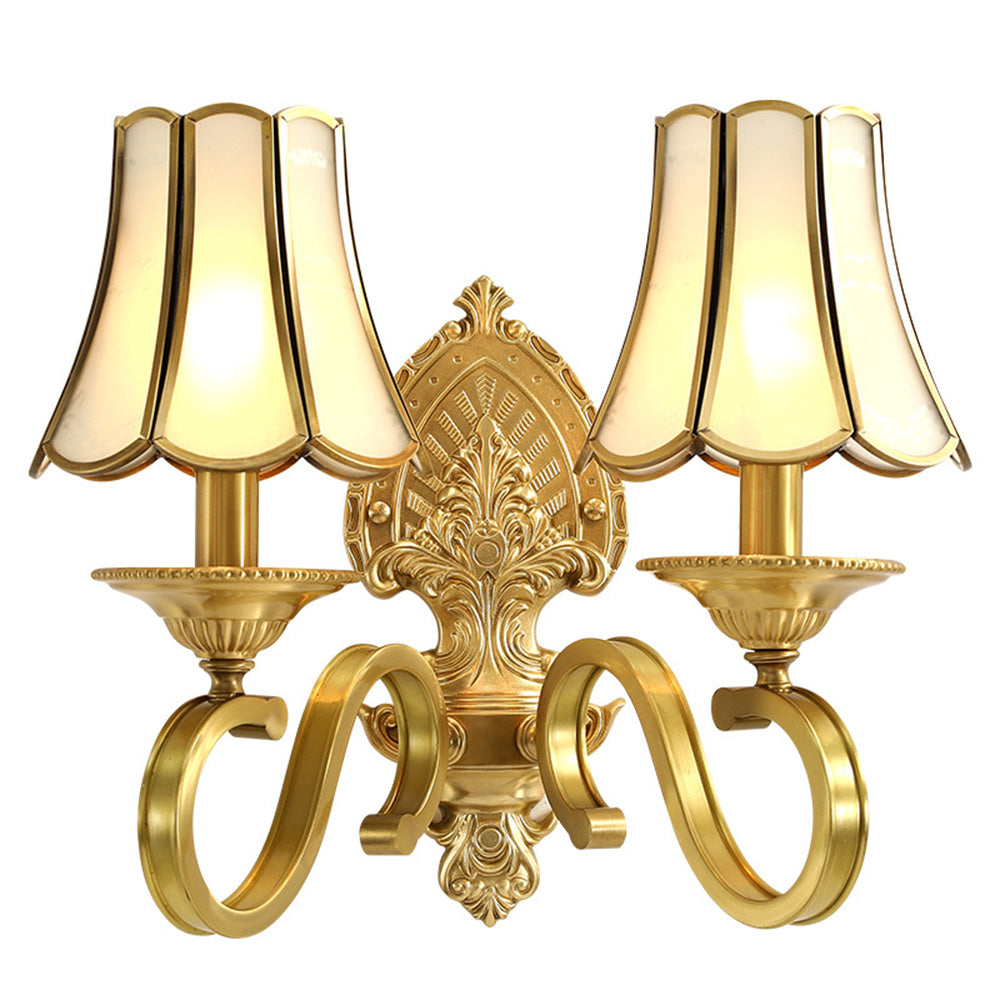 Elegant Vintage Gold Wall Sconce Light Fixture for Living Room Décor - Luxurious Illumination for Timeless Interiors