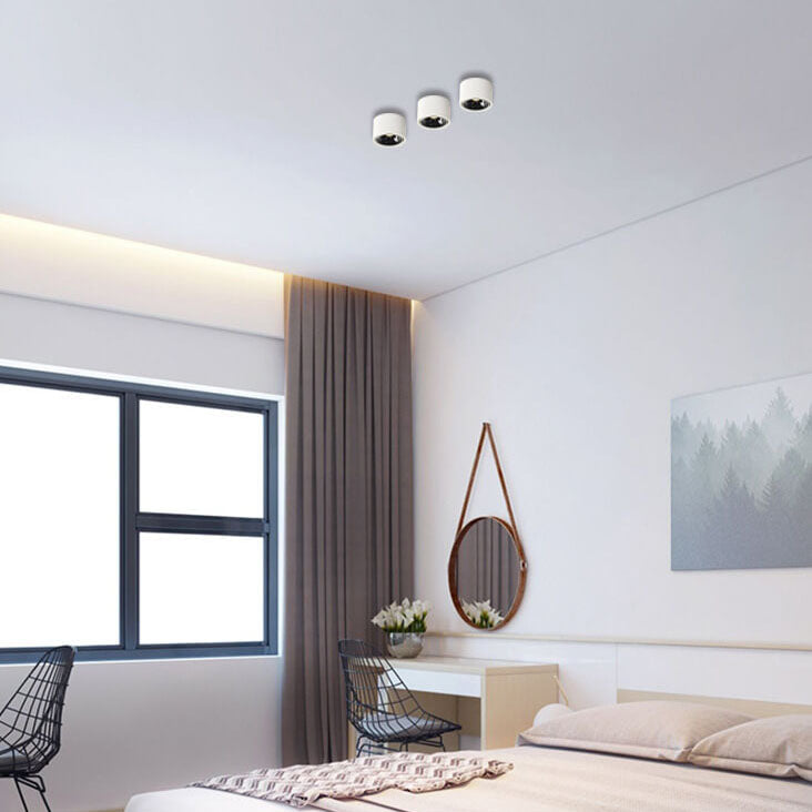 Nowoczesna regulowana lampa sufitowa LED z reflektorem